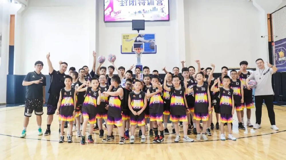 7天6夜嗨翻暑假 | 尽在恩搏篮球俱乐部，第二期、第三期等你来抢购！